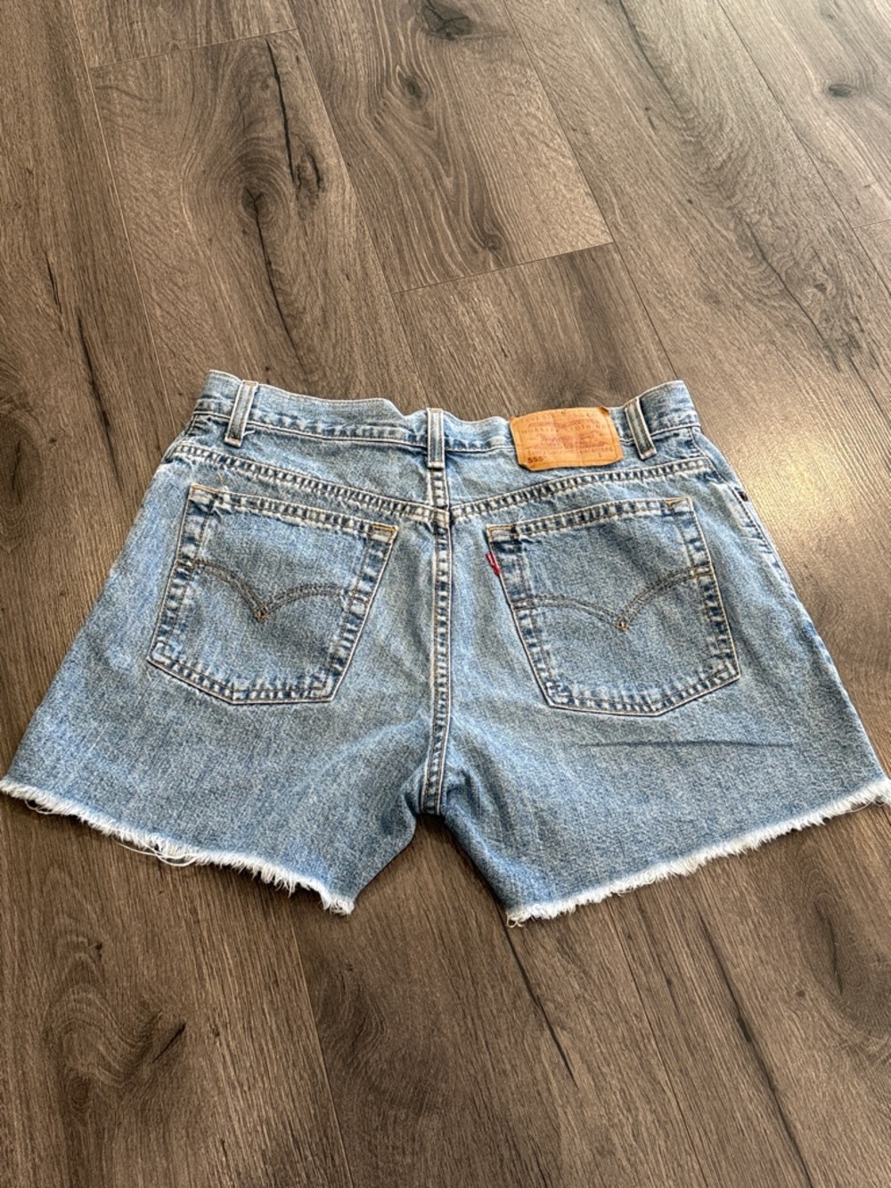 Levi's Light Wash Denim Cutoff Shorts Summer Spring Everyday Use Comfortbale